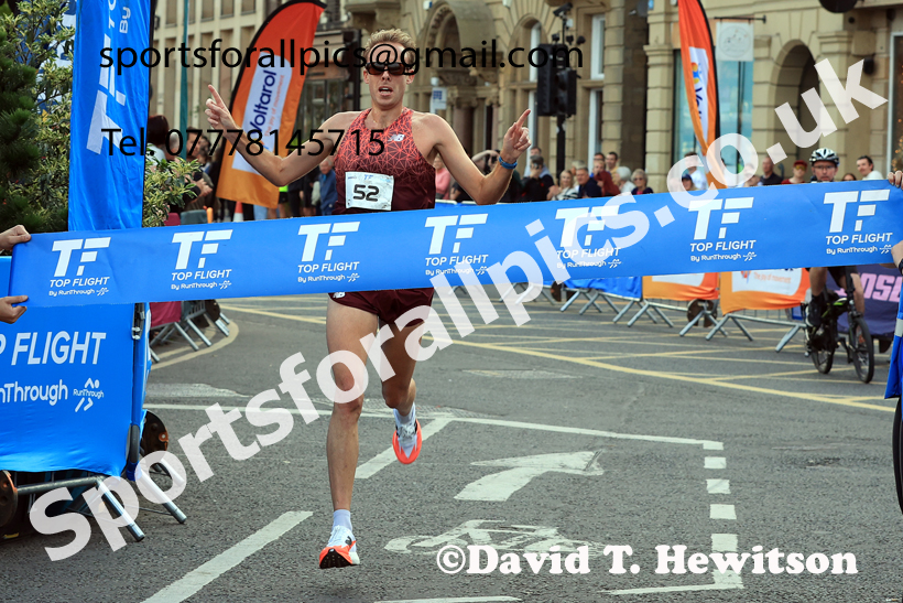 The Newcastle Quayside 5k Road Race, 2025 Newcastle Quayside 5k and 10k Road Race  Photo: David T. Hewitson/Sports for All Pics